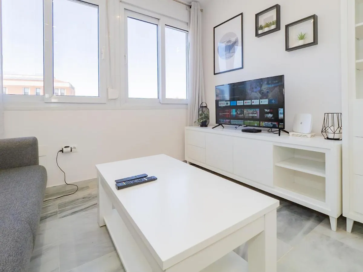 Cubo'S Apartamento Atocha With Optional Parking Malaga Apartment